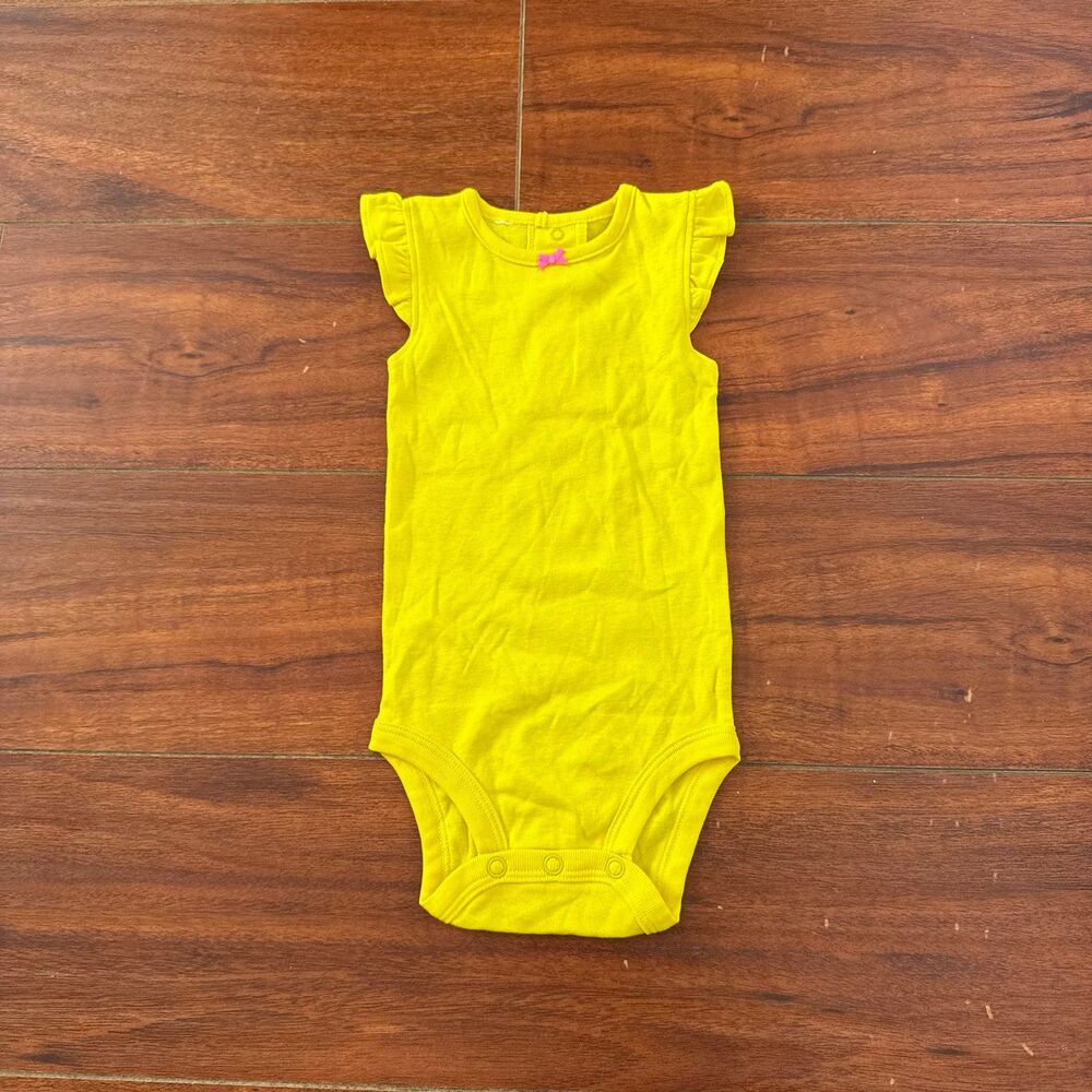 Carter’s Yellow Bodysuit 6m